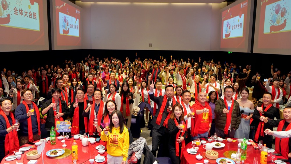 豐富多彩的節(jié)日活動